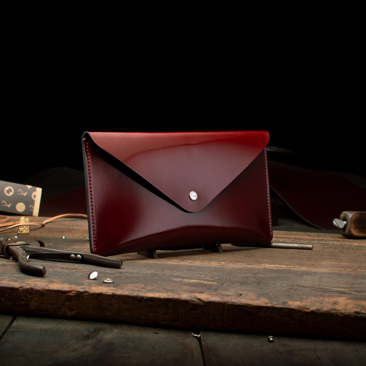 Envelope clutch authentic